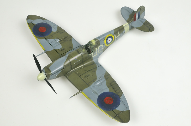 {Eduard] 1/48 - Supermarine Spitfire Mk.IIb  - Page 2 _DSC7051