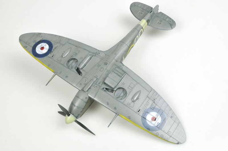 {Eduard] 1/48 - Supermarine Spitfire Mk.IIb  - Page 2 _DSC7054